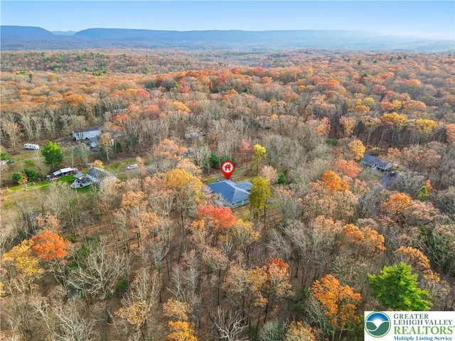 $325,000 | 6236 Forest Lane, East Stroudsburg, PA 18302