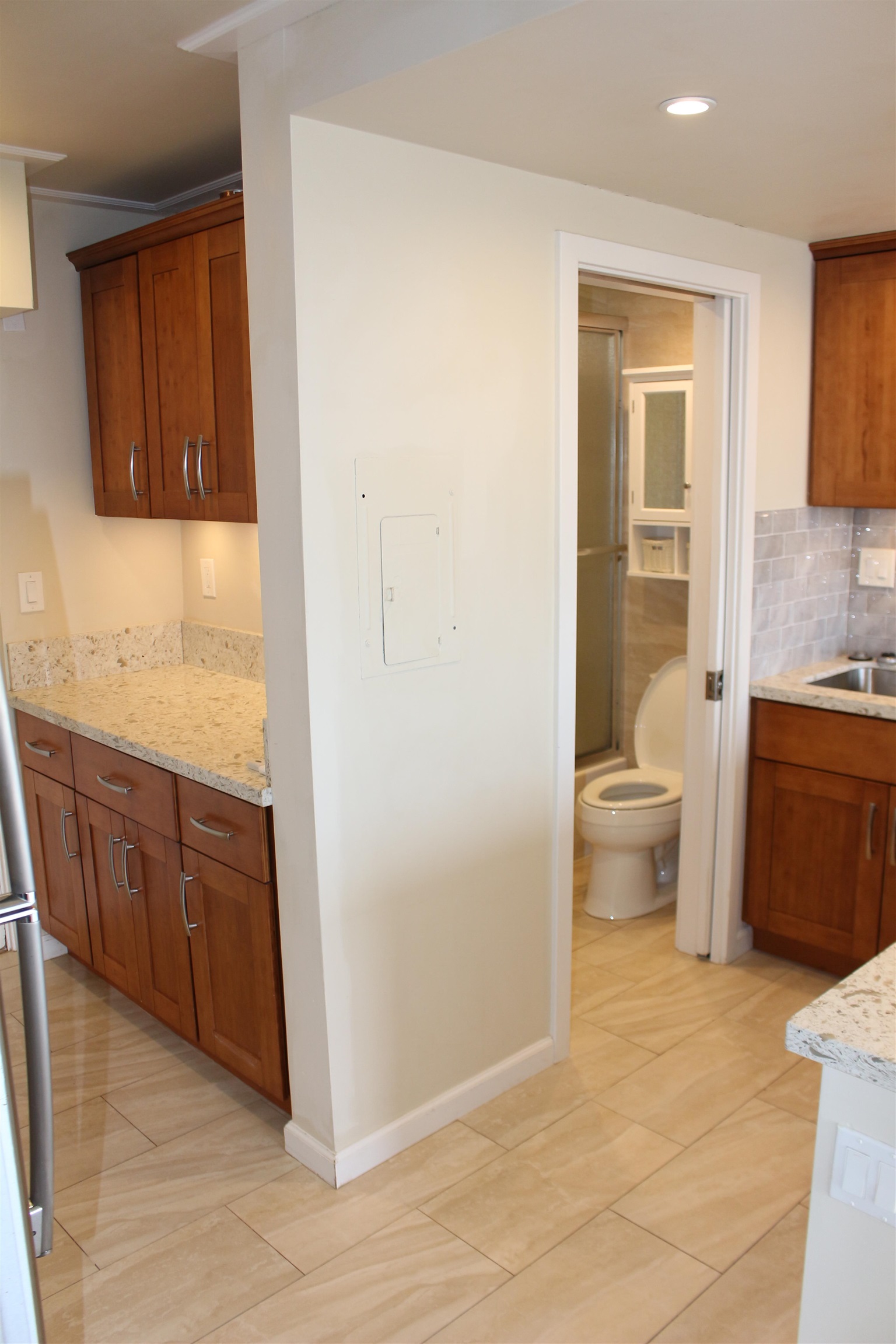 3660 Lower Honoapiilani Road, Unit 404 Lahaina, HI 96761 - Photo 4 of 10