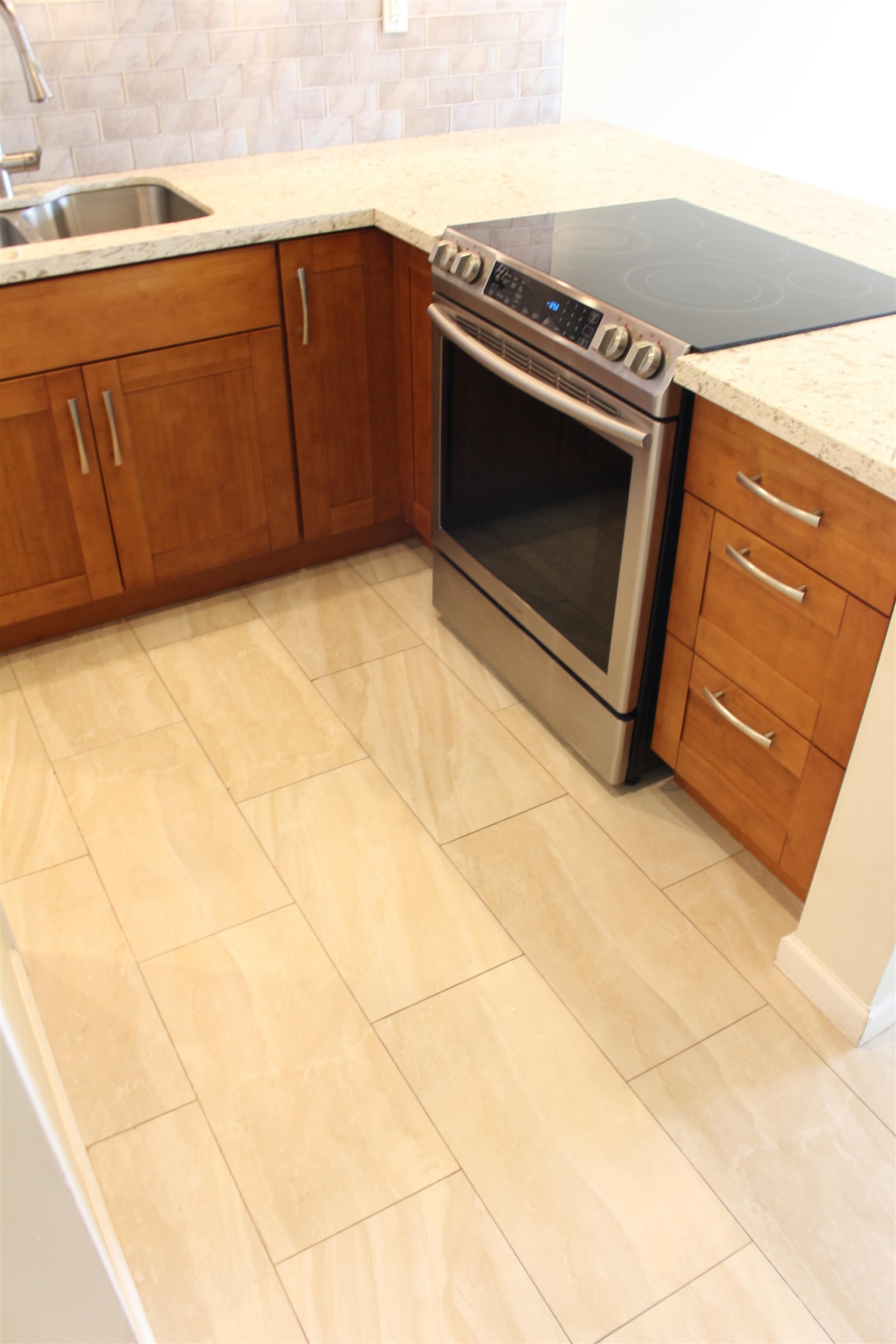 3660 Lower Honoapiilani Road, Unit 404 Lahaina, HI 96761 - Photo 5 of 10