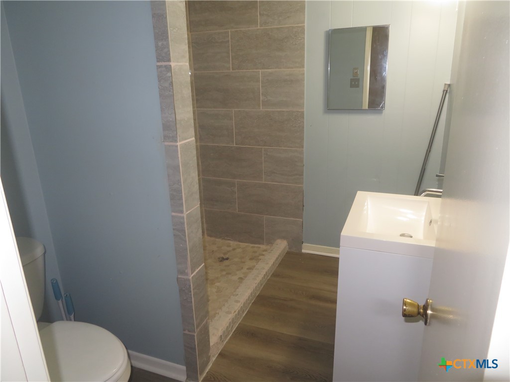 508 Wilson Street Edna, TX 77957 - Photo 12 of 26