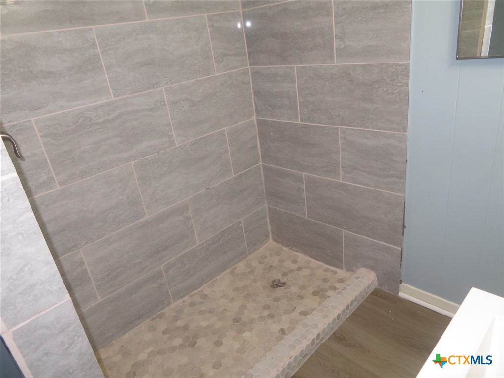 508 Wilson Street Edna, TX 77957 - Photo 13 of 26