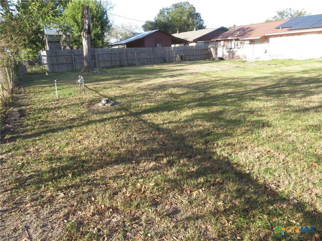 508 Wilson Street Edna, TX 77957 - Photo 4 of 26 a view of a lake view