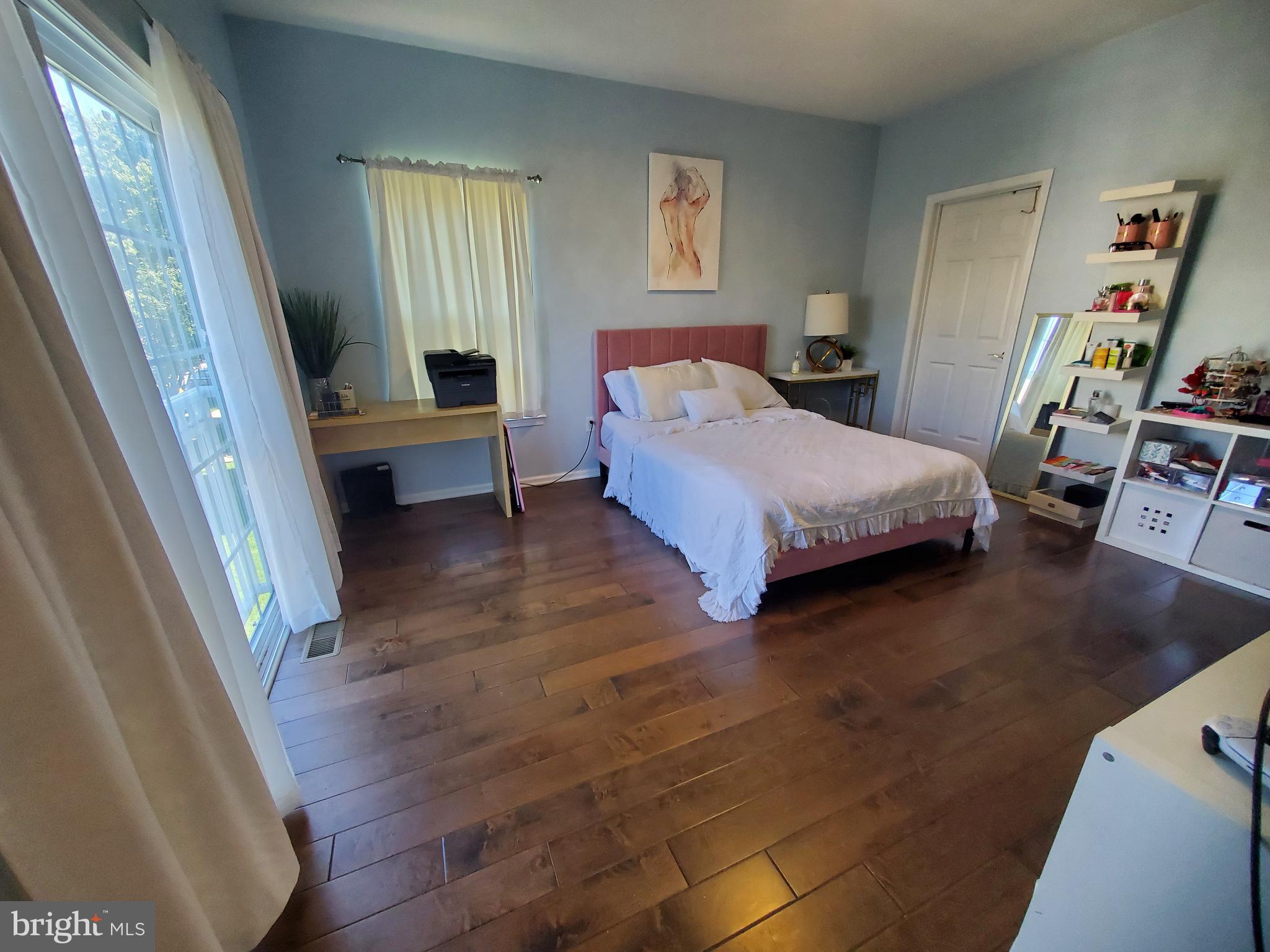 323 Harbour Boulevard Riverton, NJ 08077 - Photo 14 of 31 Master Suite 2nd fl. 2 closets and full bath