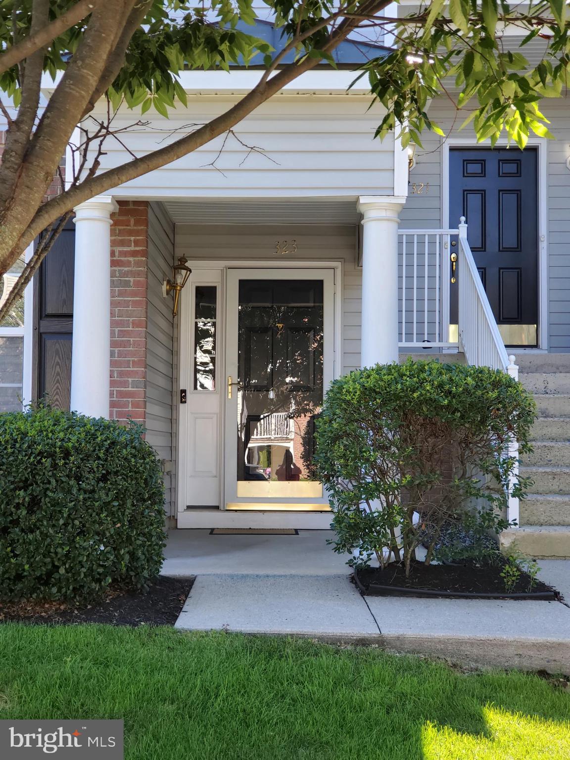 323 Harbour Boulevard Riverton, NJ 08077 - Photo 3 of 31