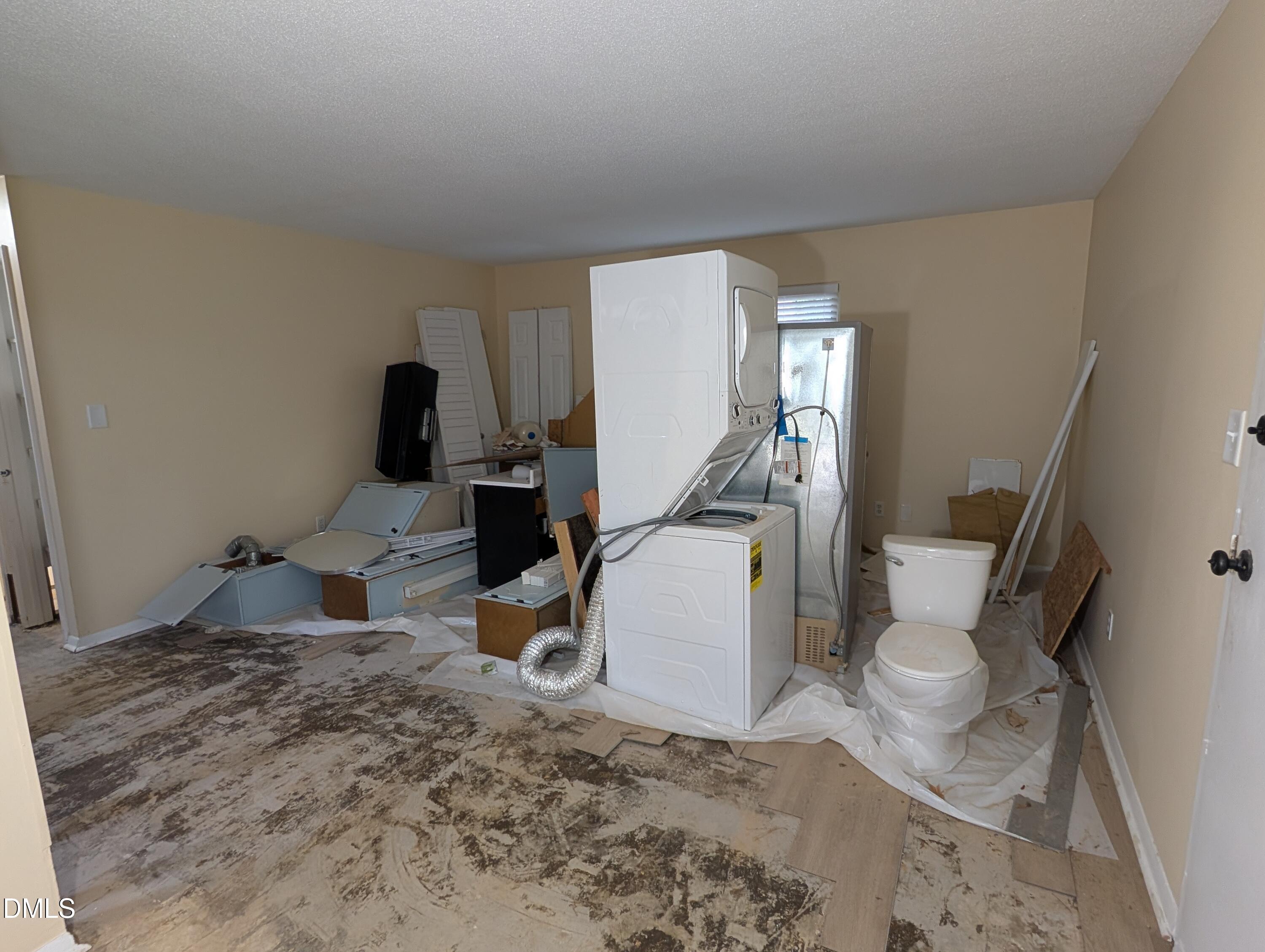 5800 Falls Of Neuse Road, Unit B Raleigh, NC 27609 - Photo 9 of 21 PXL_20250915_141406545