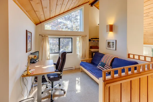 $620,000 | 89 Clearbrook Road, Unit 2, Lincoln, NH 03251