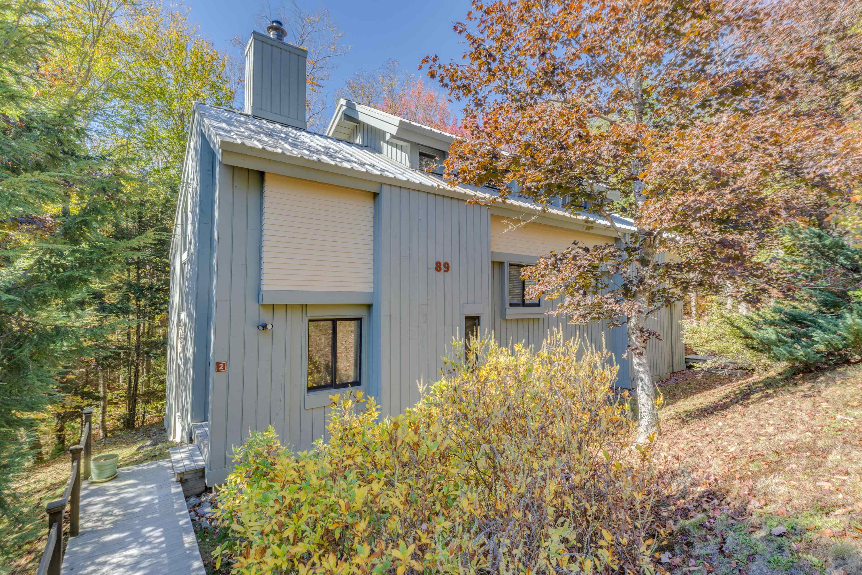 89 Clearbrook Road, Unit 2 Lincoln, NH 03251 - Photo 2 of 50