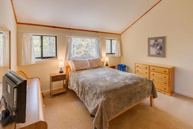 $620,000 | 89 Clearbrook Road, Unit 2, Lincoln, NH 03251