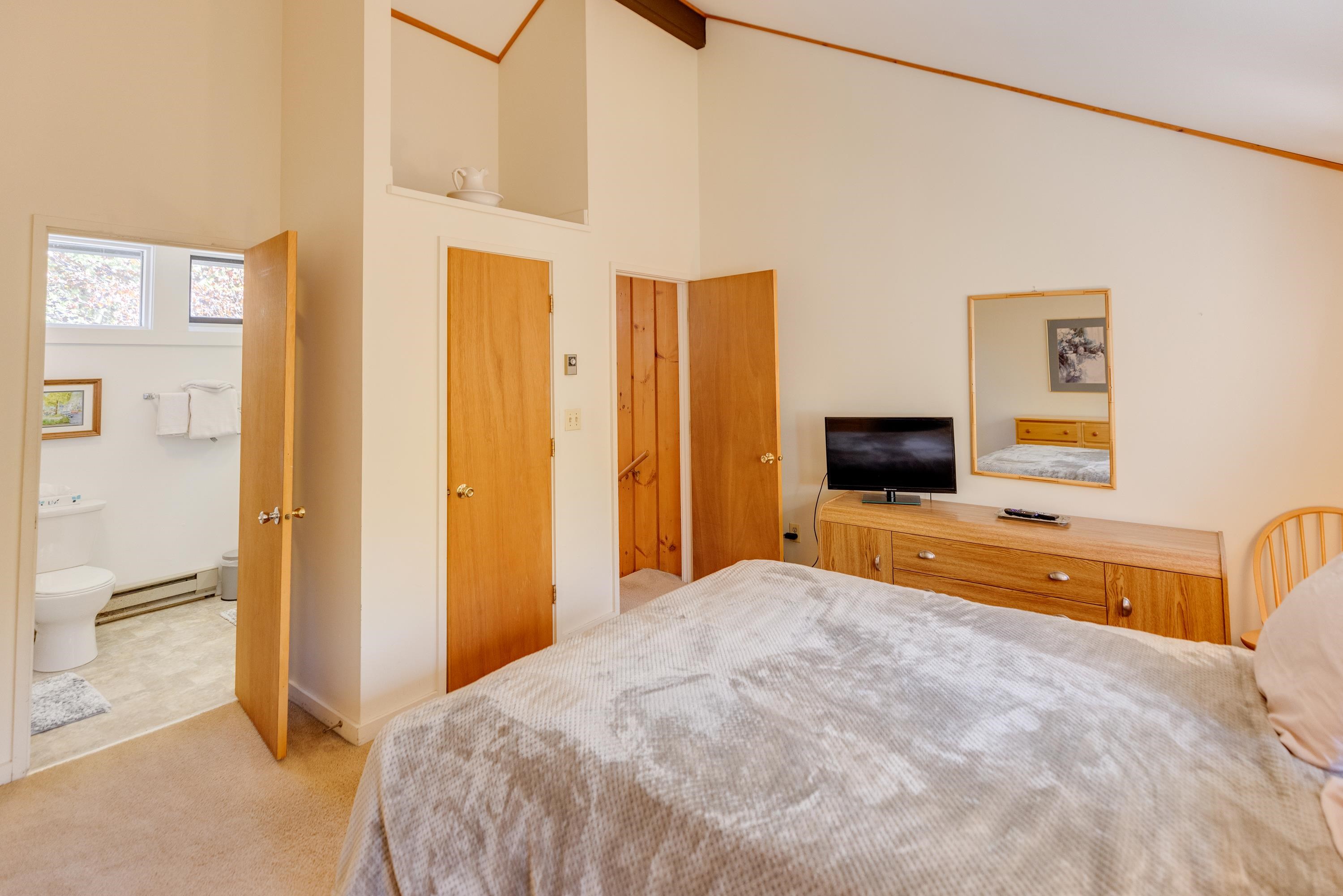 89 Clearbrook Road, Unit 2 Lincoln, NH 03251 - Photo 25 of 50