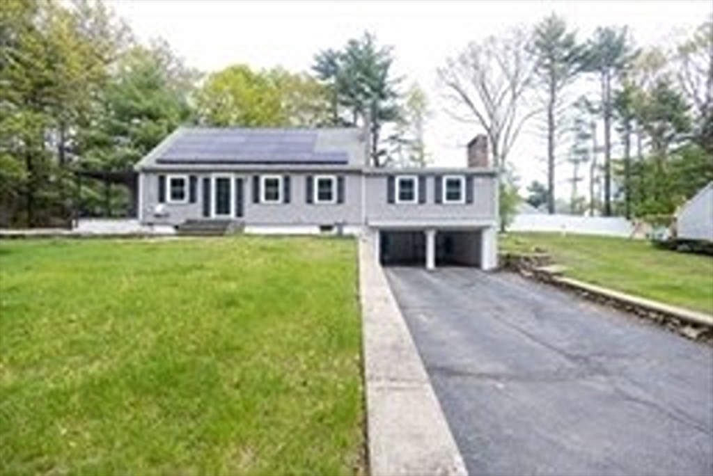 40 Neal Street Walpole, MA 02081 - Photo 2 of 27