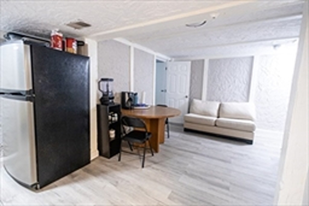 40 Neal Street Walpole, MA 02081 - Photo 25 of 27