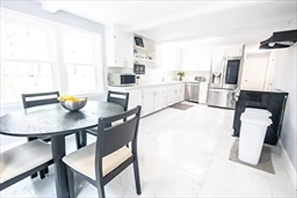 $1,079,000 | 40 Neal Street, Walpole, MA 02081