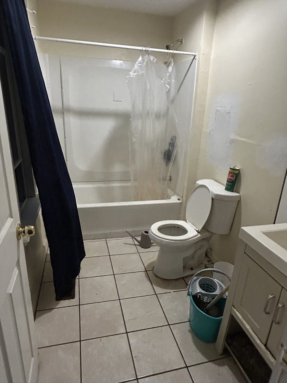 15 Norfolk Street Worcester, MA 01604 - Photo 17 of 18 a bathroom with a toilet and a shower