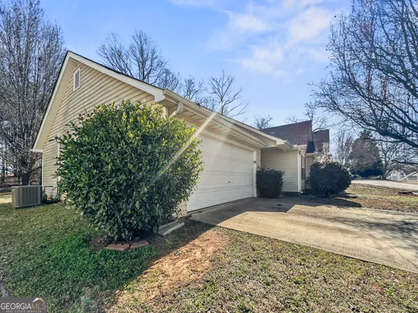 $1,645 | 615 Fieldcrest Drive, McDonough, GA 30253