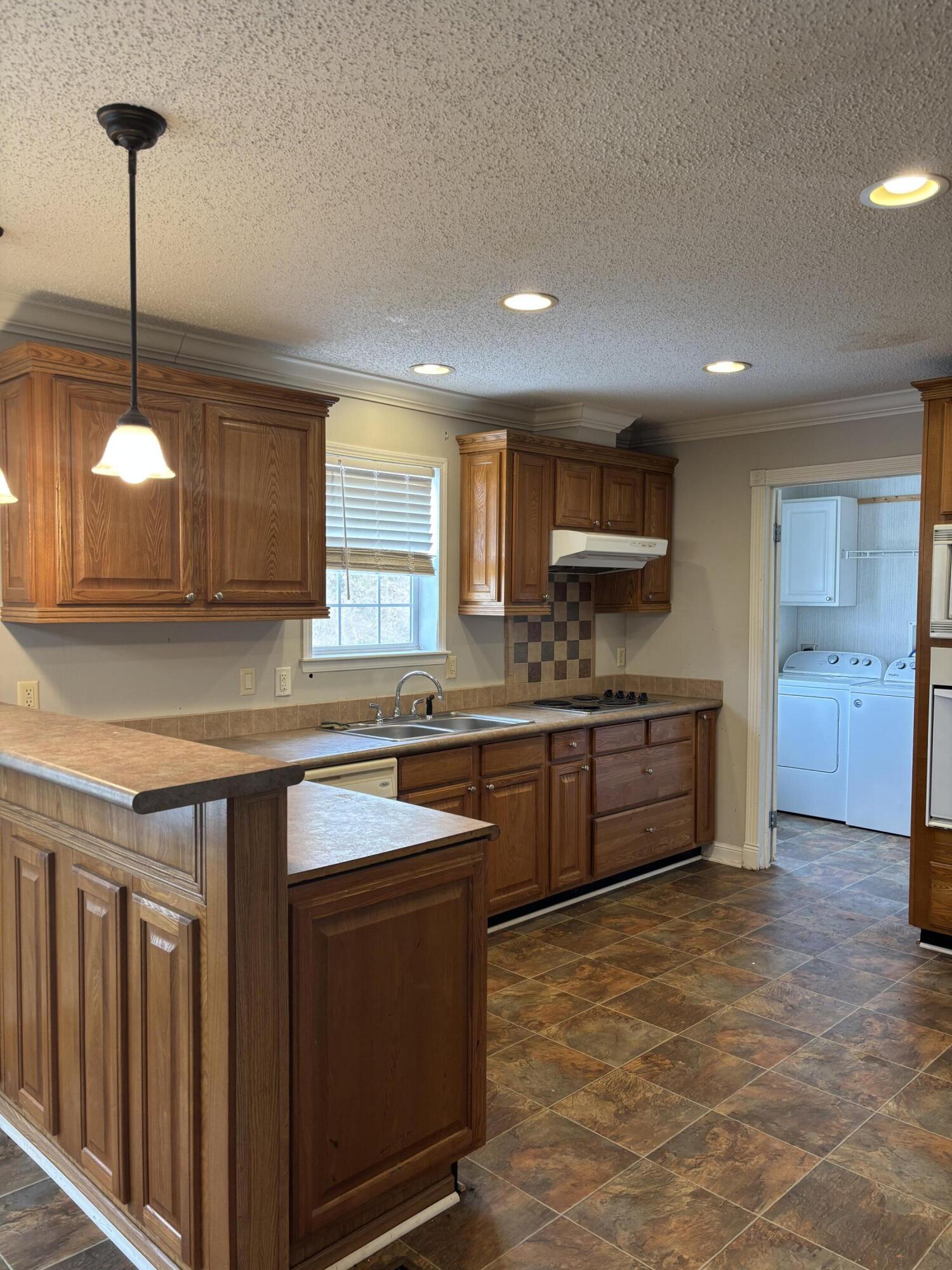 6115 Dinkins Mill Road Rembert, SC 29128 - Photo 10 of 42