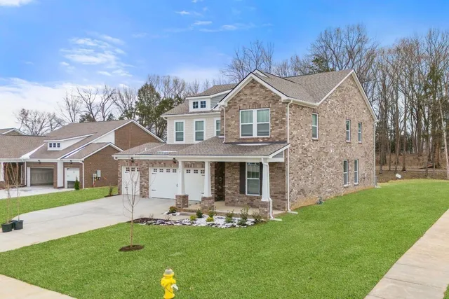 $622,940 | 1242 Tucker Drive, Lebanon, TN 37087
