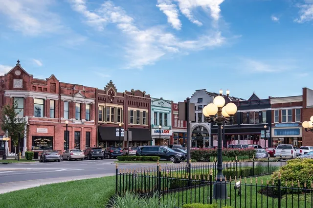 $622,940 | 1242 Tucker Drive, Lebanon, TN 37087