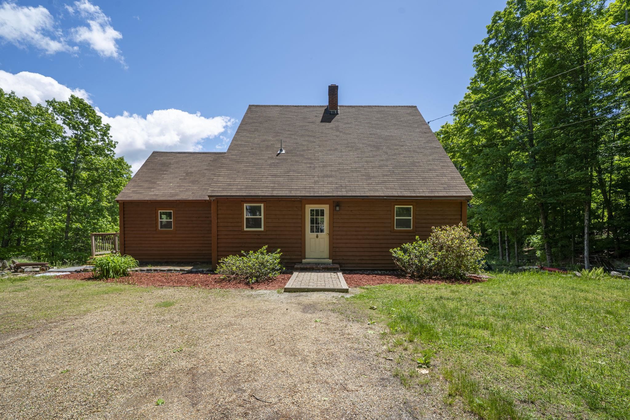 133 Hackett Hill Road Hooksett, NH 03106 - Photo 5 of 55