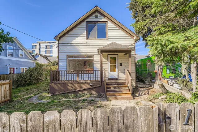 $900,000 | 1707 22nd Avenue South, Seattle, WA 98144