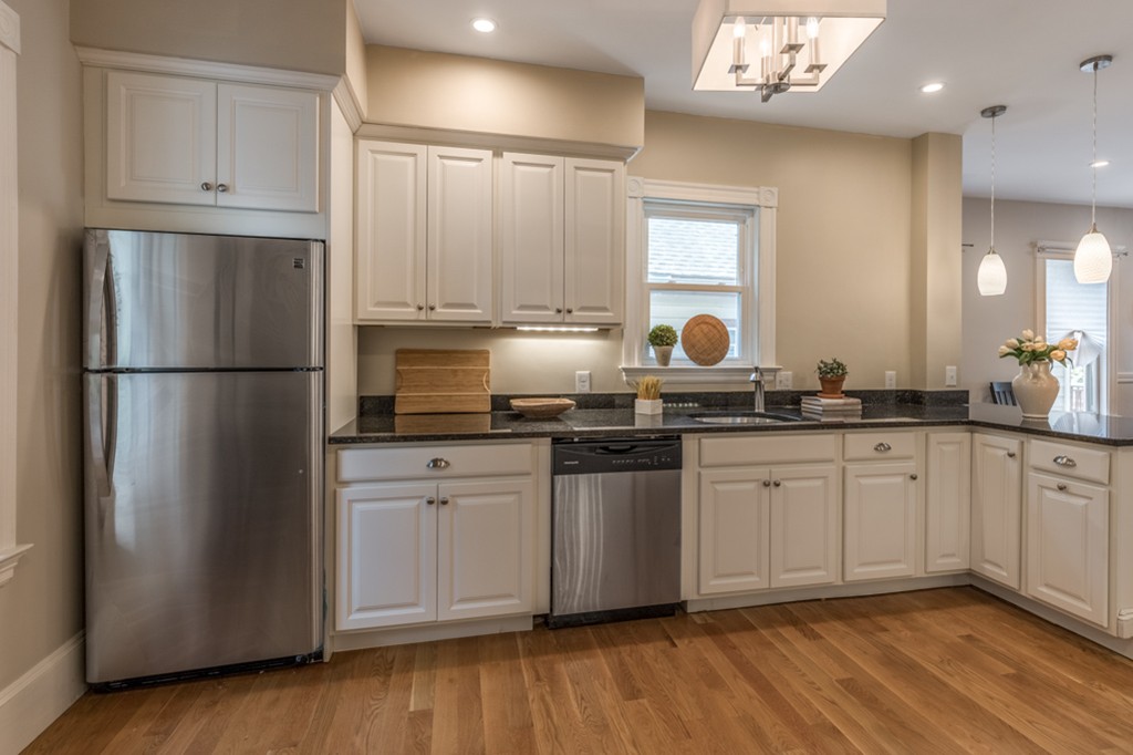 21 Usher Road, Unit 2 Medford, MA 02155 - Photo 20 of 33 Gallery Image 20