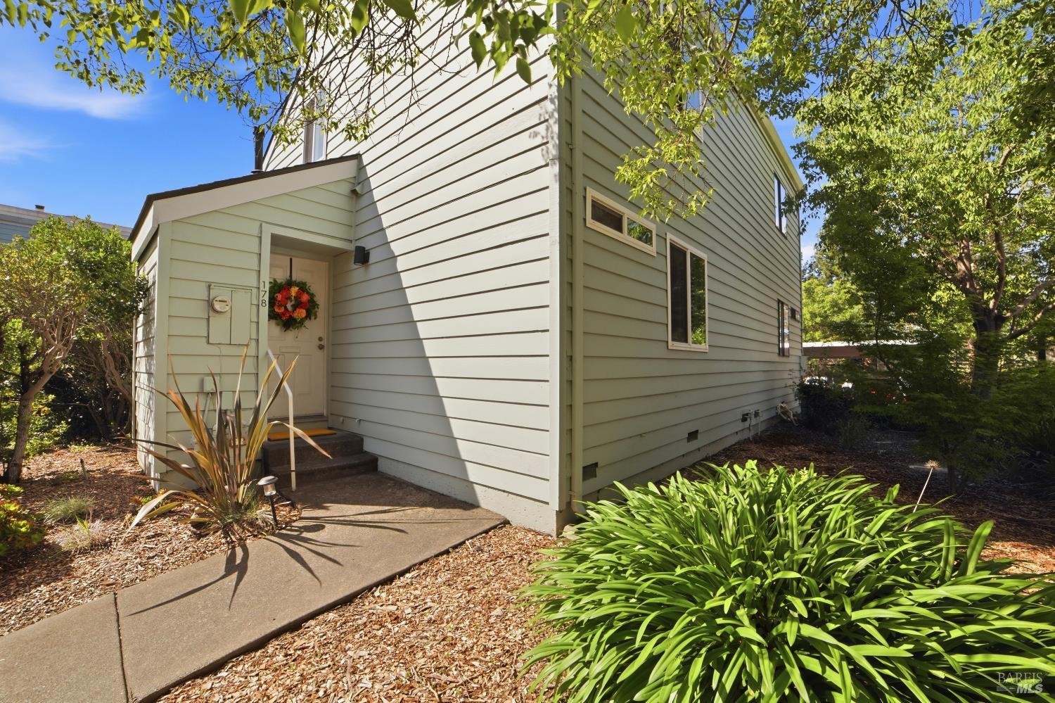 178 Courtyards East Windsor, CA 95492 - Photo 2 of 26