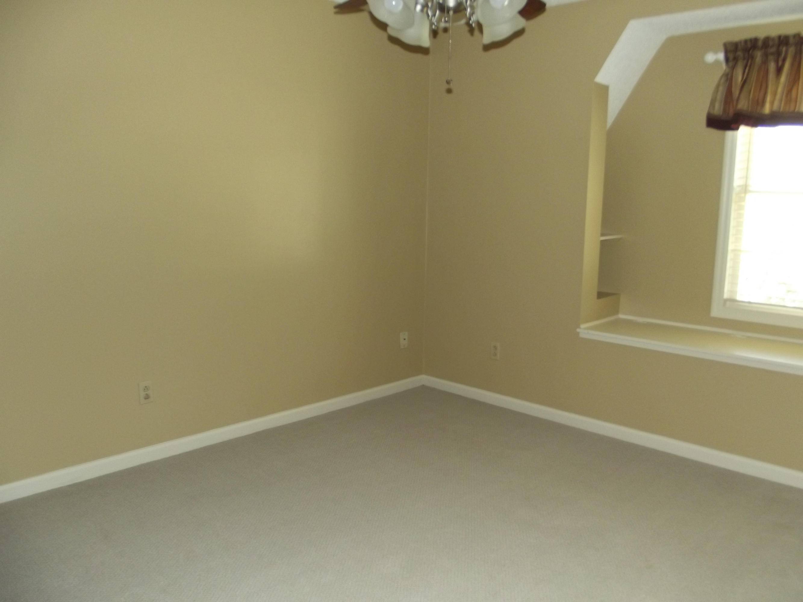 139 Twin Acres Road Middlesboro, KY 40965 - Photo 14 of 24 DSCF9119