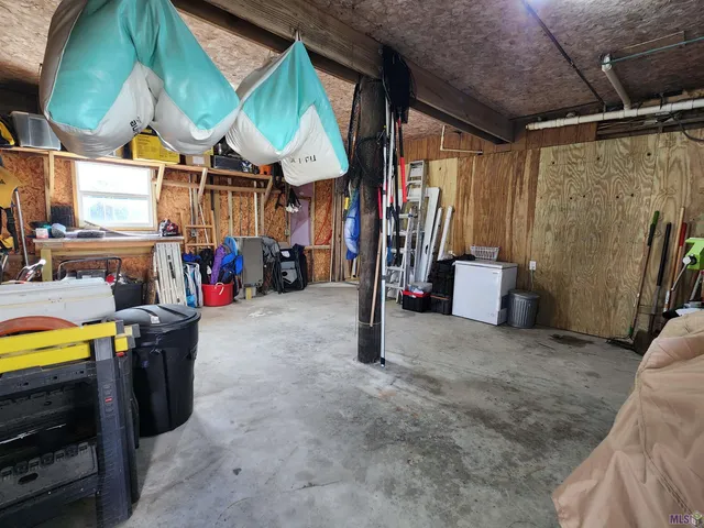 $325,000 | 3493 Highway 1, Grand Isle, LA 70358