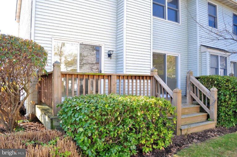 300 Drake Tail Place, Unit 54 Chester, MD 21619 - Photo 16 of 29 Deck