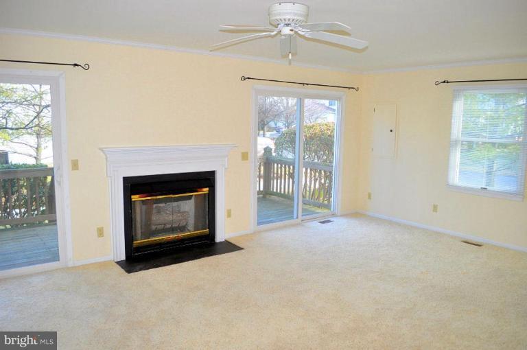 300 Drake Tail Place, Unit 54 Chester, MD 21619 - Photo 3 of 29 Living Room