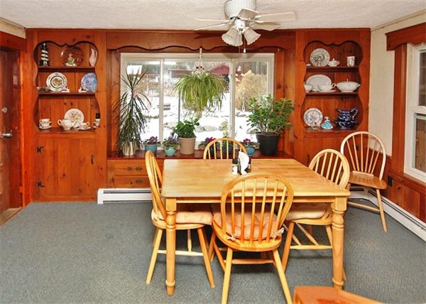 399 Springfield Street Wilbraham, MA 01095 - Photo 4 of 15 Gallery Image 4