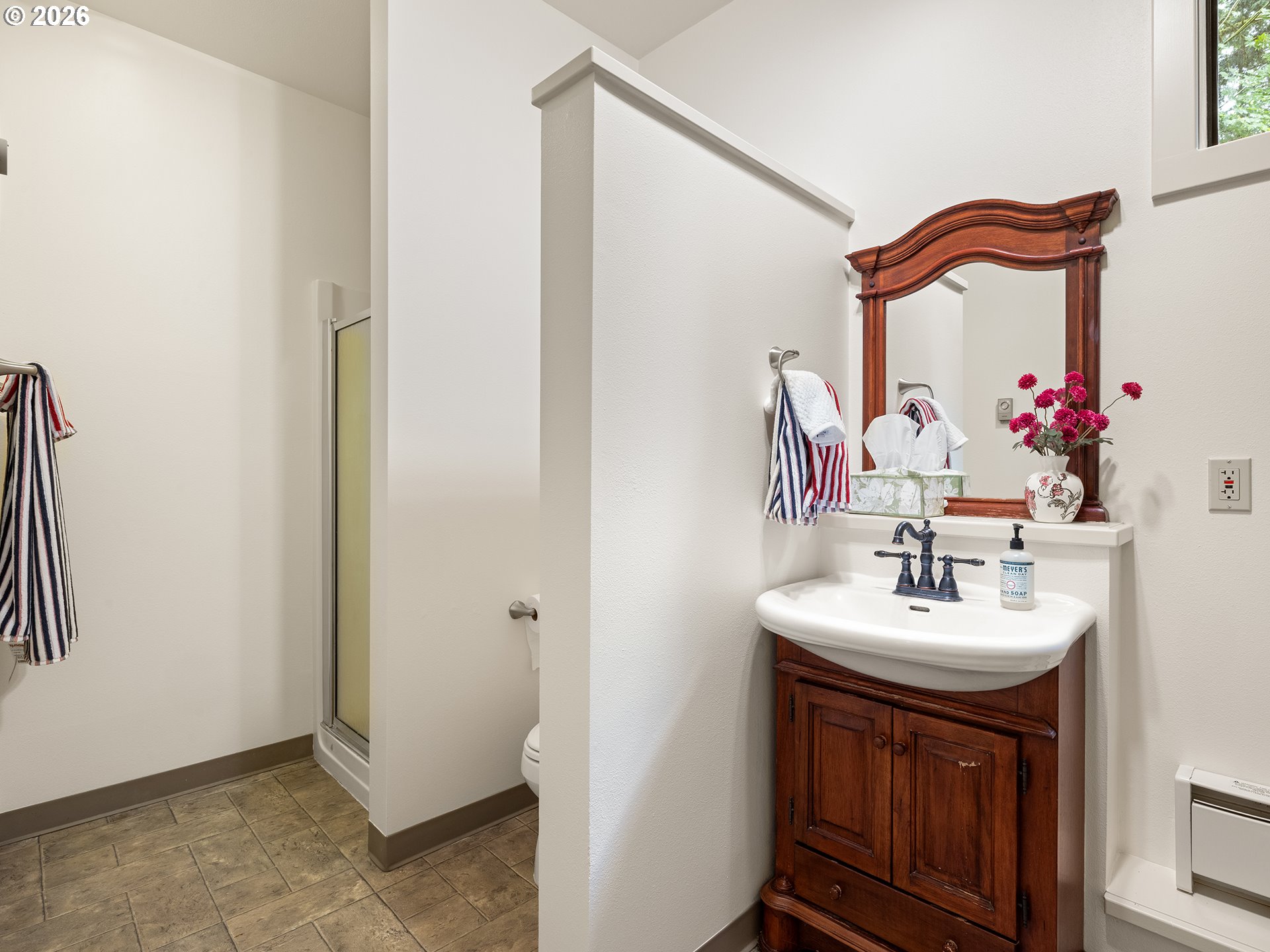 14718 Northeast Bonanza Road Brush Prairie, WA 98606 - Photo 28 of 48 Bathroom