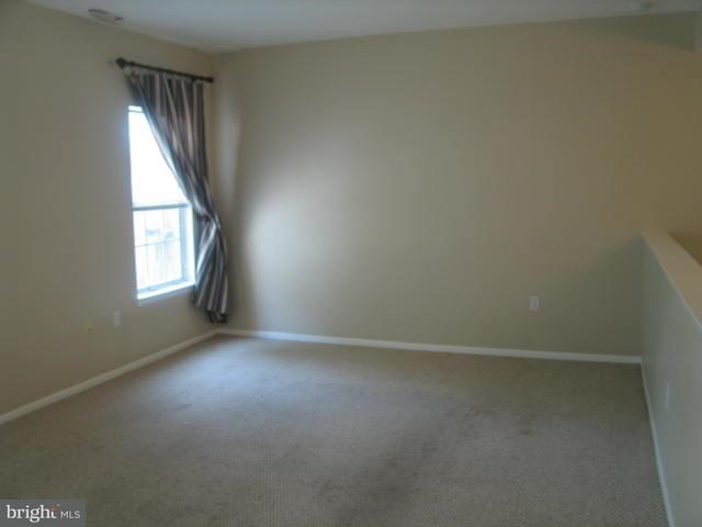 5402 Pond Road Harrisburg, PA 17111 - Photo 9 of 25 Gallery Image 9