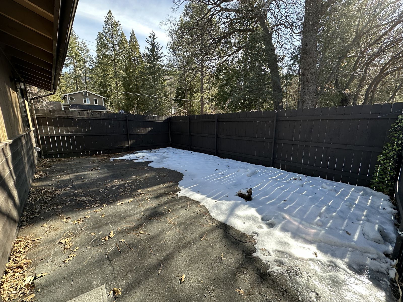 25873 Cedar Street Idyllwild, CA 92549 - Photo 7 of 12 front patio