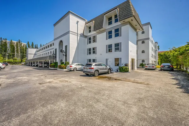 a car parked in front of a building