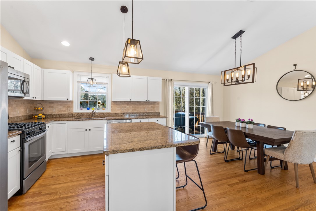 2 Leigh Lane East Providence, RI 02915 - Photo 6 of 30