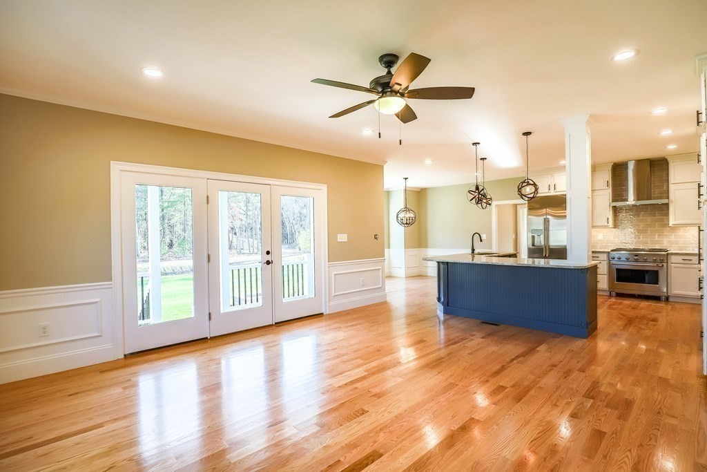 10 Fitzpatrick Lane Billerica, MA 01821 - Photo 14 of 40 Gallery Image 14