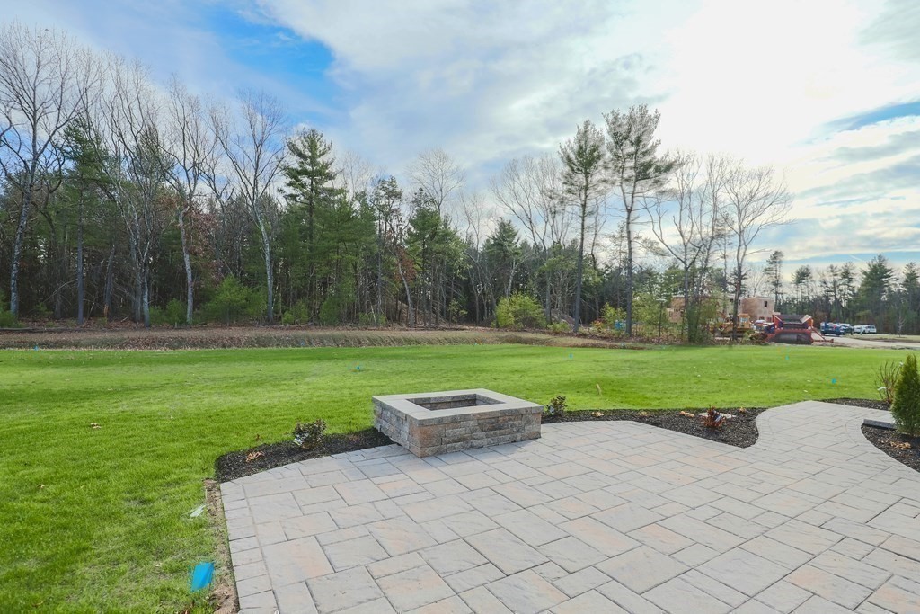 10 Fitzpatrick Lane Billerica, MA 01821 - Photo 38 of 40 Gallery Image 38
