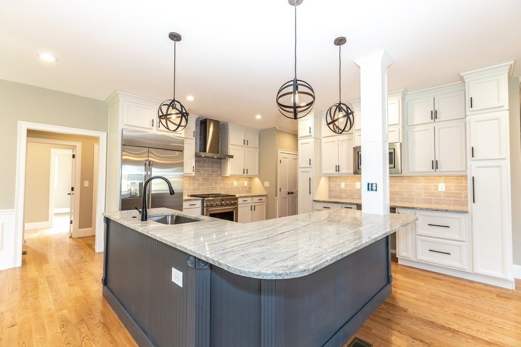 10 Fitzpatrick Lane Billerica, MA 01821 - Photo 9 of 40 Gallery Image 9