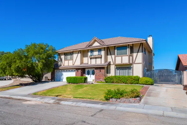 $569,000 | 204 Fairway Drive, Needles, CA 92363