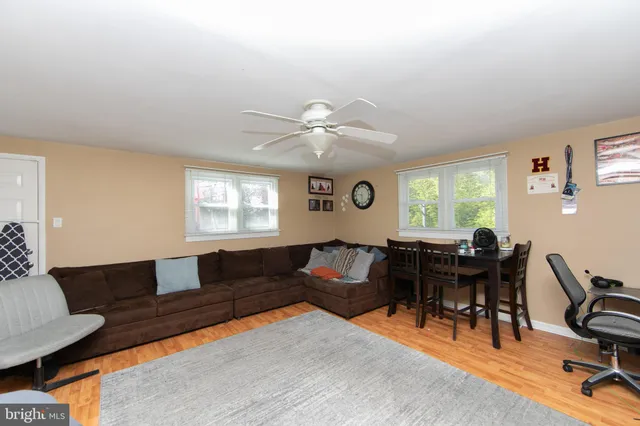 $302,000 | 8 Pennsylvania Avenue, Somerdale, NJ 08083