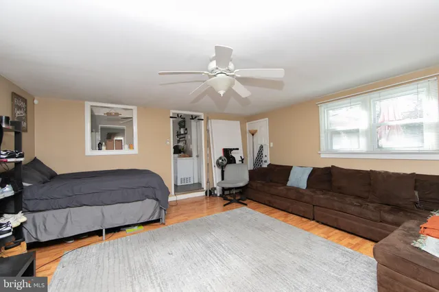 $302,000 | 8 Pennsylvania Avenue, Somerdale, NJ 08083