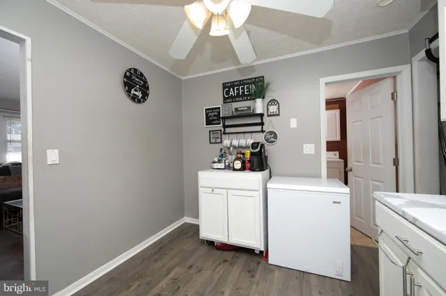 $302,000 | 8 Pennsylvania Avenue, Somerdale, NJ 08083