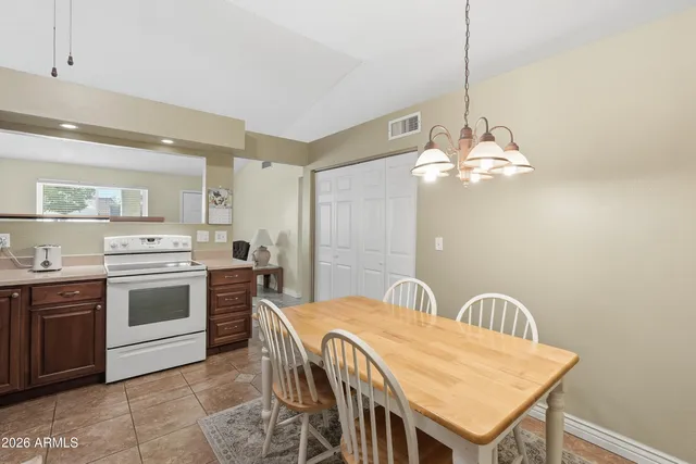 $270,000 | 727 South Hartford Street, Unit 203, Chandler, AZ 85225