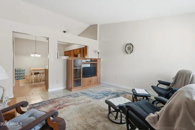 $270,000 | 727 South Hartford Street, Unit 203, Chandler, AZ 85225