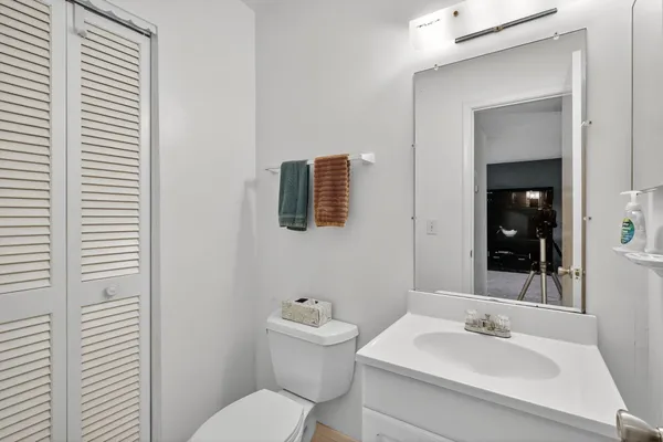 $75,900 | 2152 Northeast 1st Way, Unit 205, Boynton Beach, FL 33435