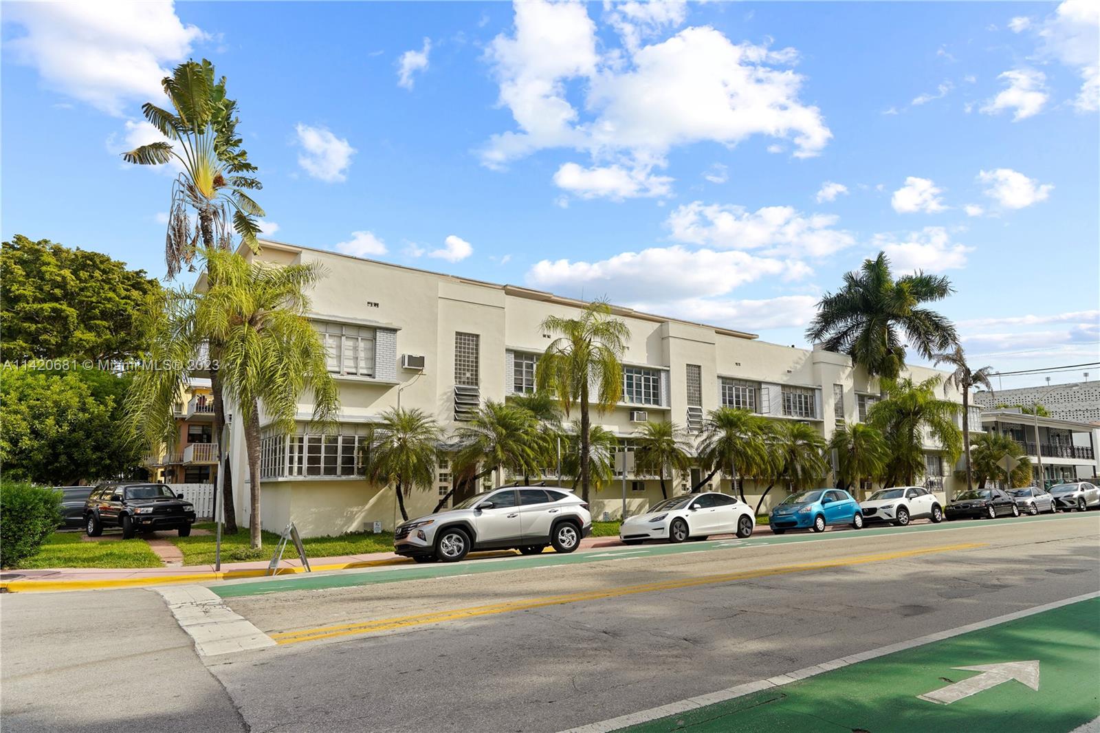 531 16th Street Miami Beach, FL 33139 - Photo 11 of 26