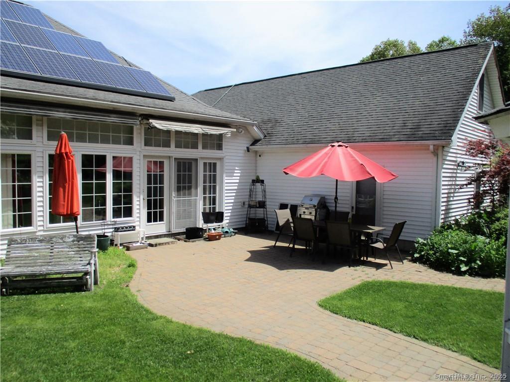 52 Skyview Terrace Manchester, CT 06040 - Photo 13 of 17