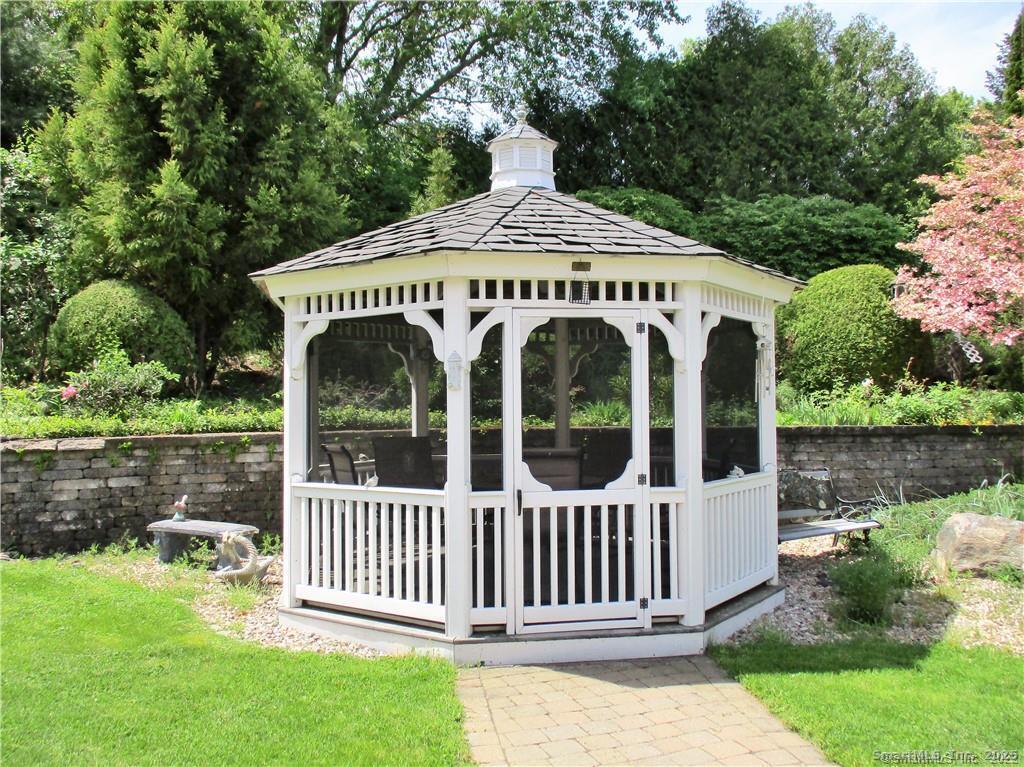 52 Skyview Terrace Manchester, CT 06040 - Photo 16 of 17