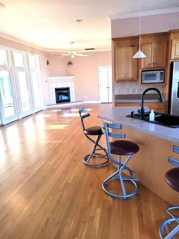 $3,500 | 52 Skyview Terrace, Manchester, CT 06040