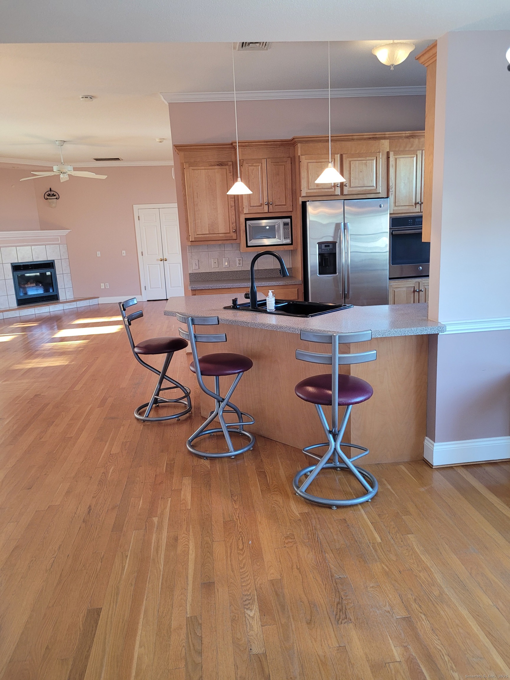 52 Skyview Terrace Manchester, CT 06040 - Photo 7 of 17